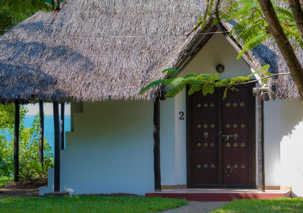 Amani Beach Resort Kutani Eksteriør billede