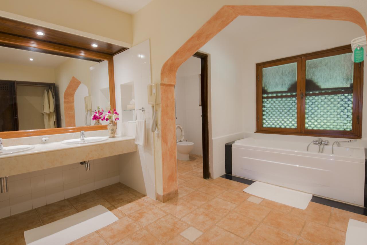 Amani Beach Resort Kutani Eksteriør billede